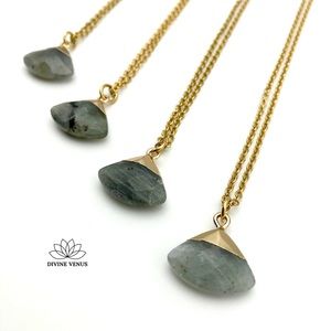 Labradorite Necklace | Gold Plated Stainless Steel